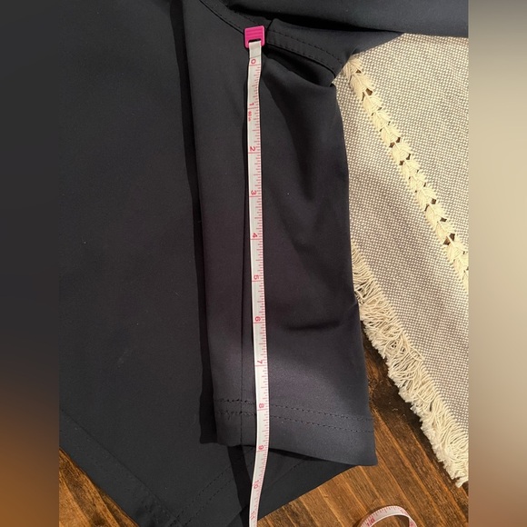 Haggar men’s the active series jogger short size 30, navy blue, EUC, belted - Picture 6 of 9